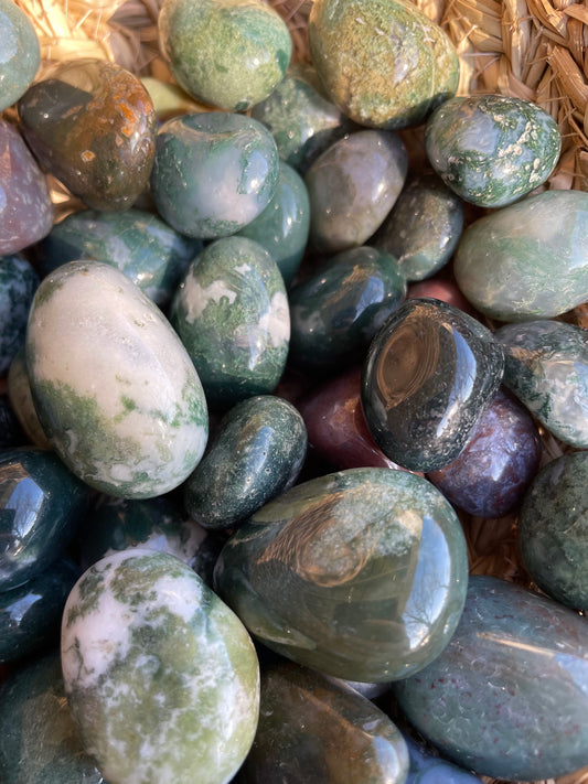 Moss Agate Crystal Tumbles