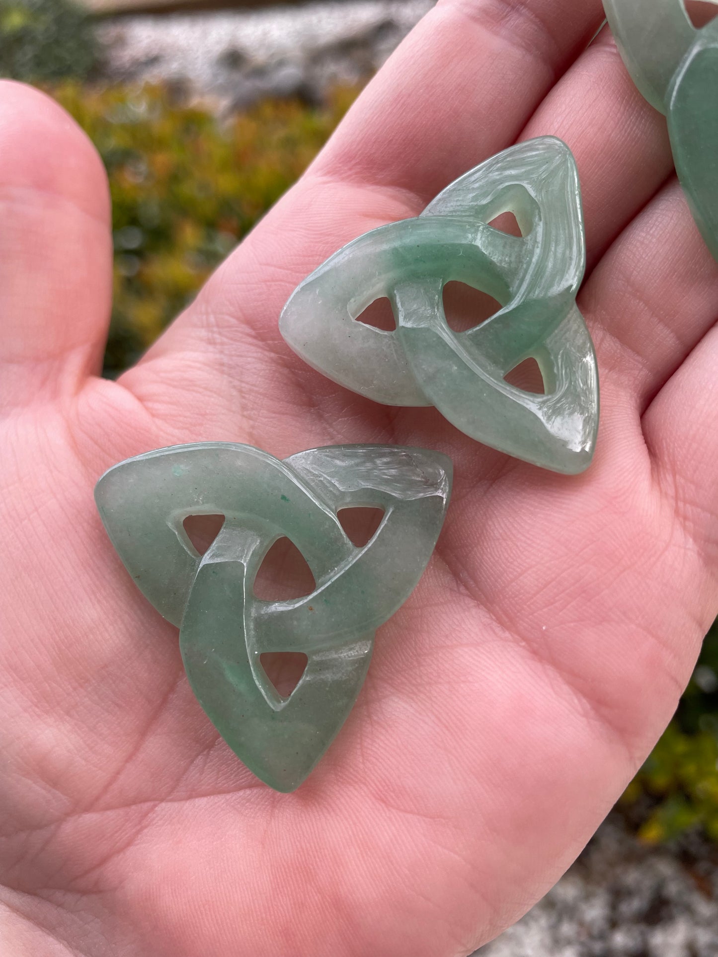 Green Aventurine Celtic Triquetra Knot Carving