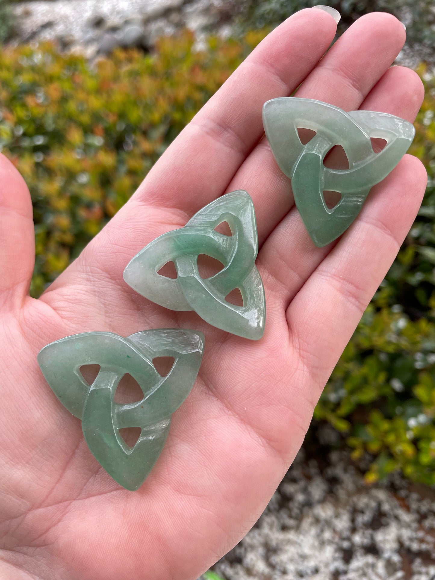 Green Aventurine Celtic Triquetra Knot Carving