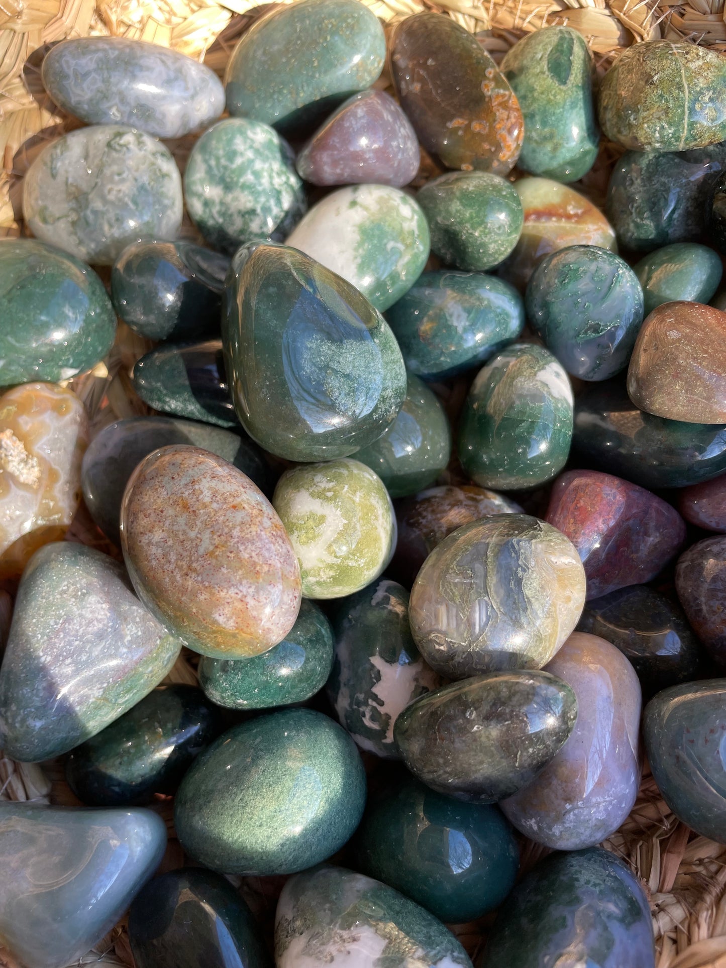 Moss Agate Crystal Tumbles