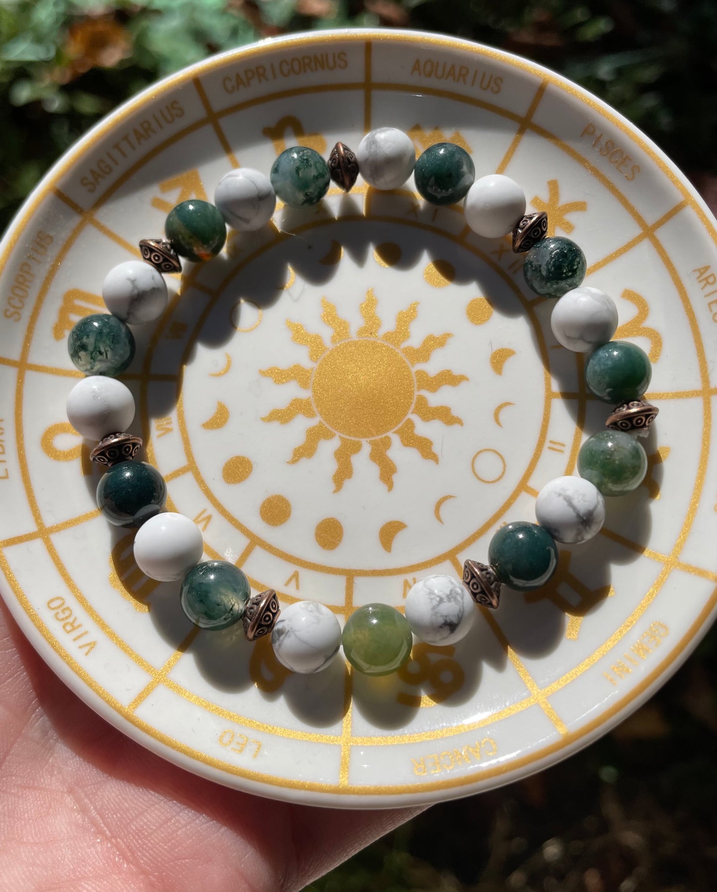 Emotion Balancing & Calming Moss Agate and Howlite Crystal Stretchy Bracelet