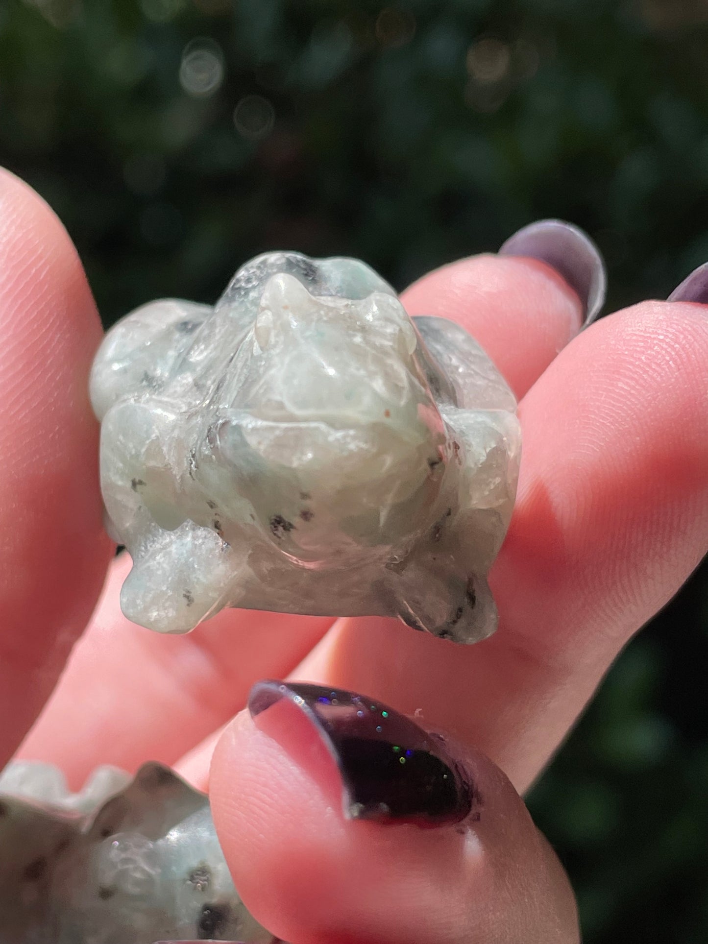 Kiwi Jasper Frog Crystal Carving