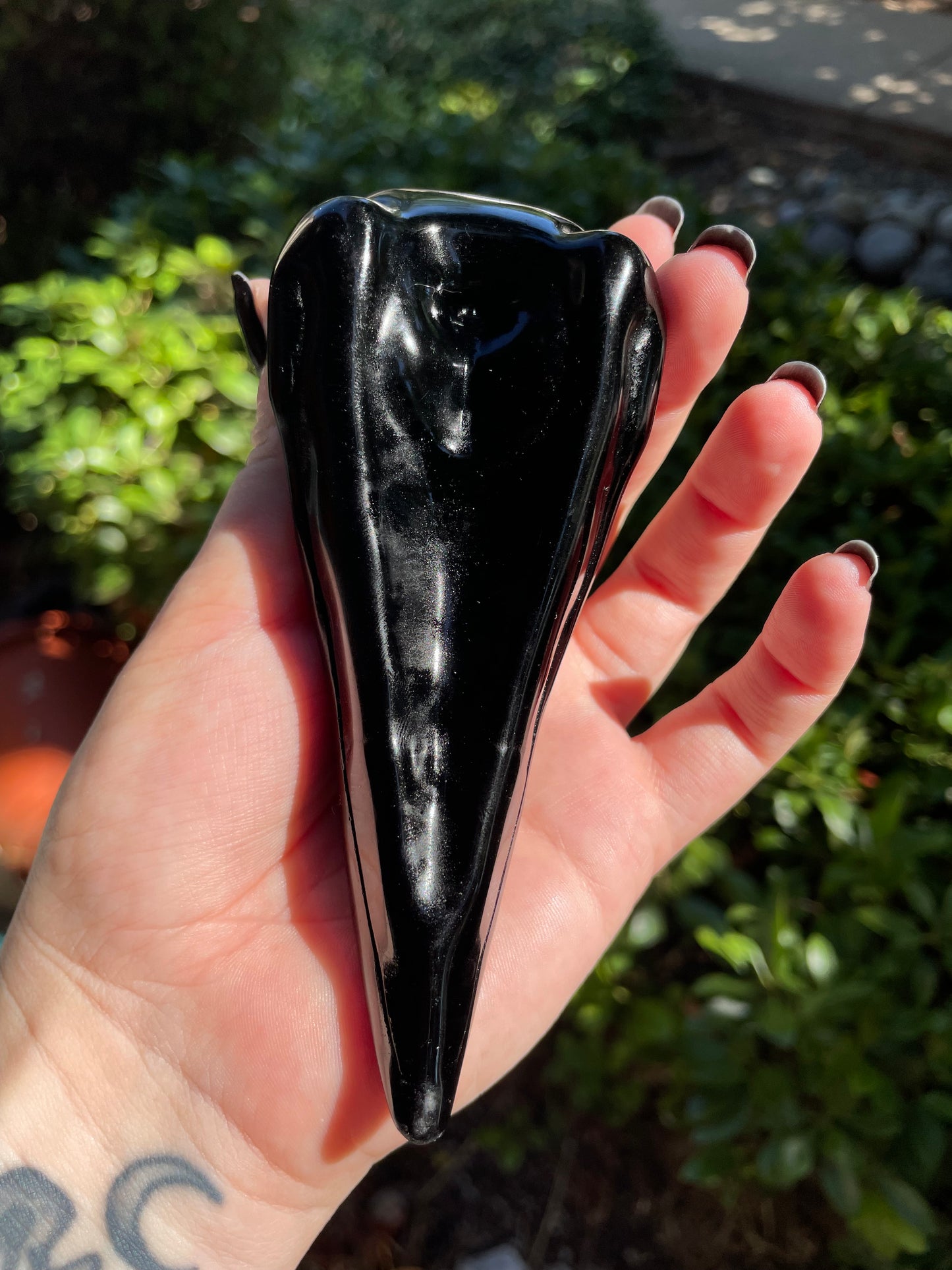 Large Obsidian Raven Skull Crystal Carving