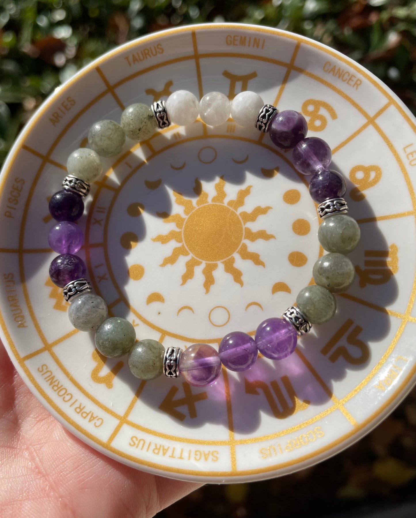 Transformation and Spiritual Growth Crystals Bracelet with Labradorite, Amethsyt, and Moonstone