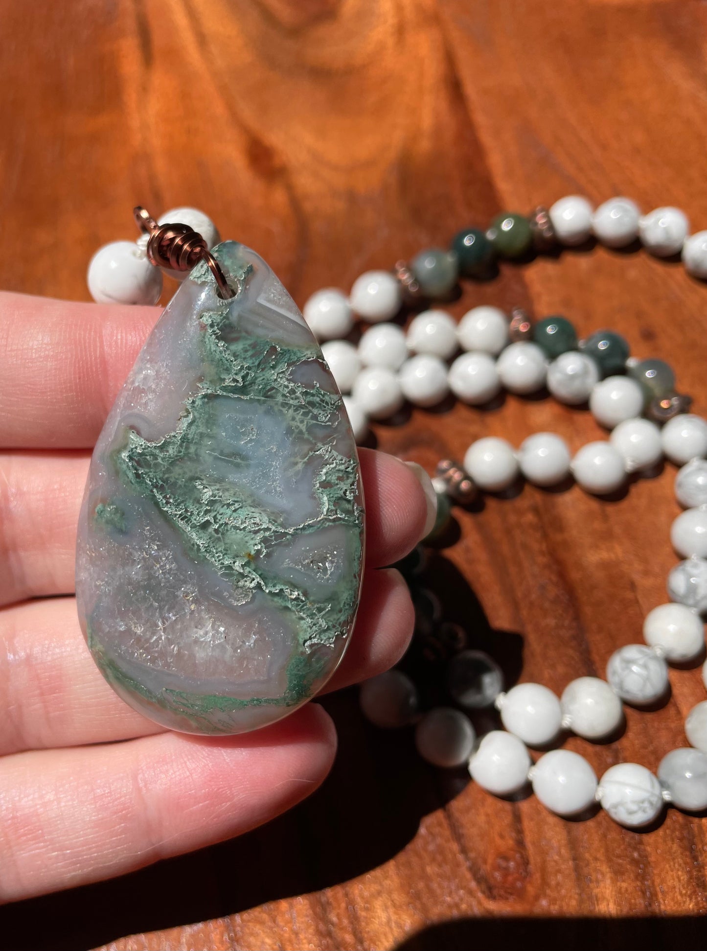 Moss Agate and Howlite Crystal Beaded Necklace for Emotion Balancing and Calming